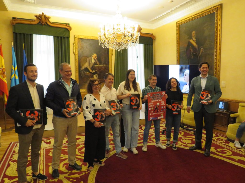 Revista 30 aniversario Telecable H.C. Revista 30 aniversario Telecable H.C.