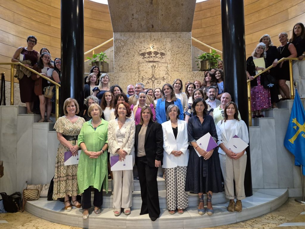 Asturias fortalece la red pública de atención para victimas de violencia de género Asturias fortalece la red pública de atención para victimas de violencia de género