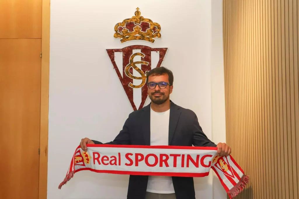 Alfonso Baldomir nuevo entrenador del Sporting Femenino Alfonso Baldomir nuevo entrenador del Sporting Femenino