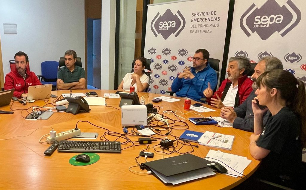 UME vuelve a los incendios Asturias, tres activos en Degaña, Genestoso y Somiedo