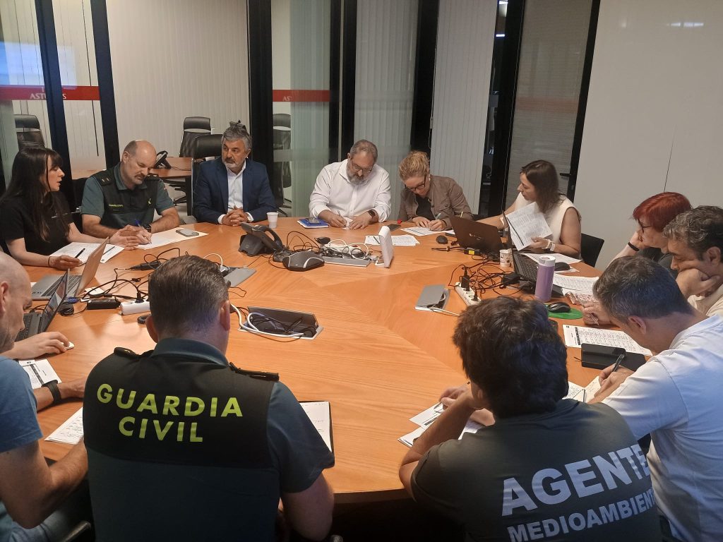 Activado el INFOPA necesidad extremar las precauciones dado el alto riesgo de incendios forestales, están prohibidas todo tipo de quemas, encender fuego en espacios abiertos, zonas recreativas y zonas habilitadas para ello, no está permitido el uso de material pirotécnico, ni maquinaria y vehículos en zona forestal Activado el INFOPA necesidad extremar las precauciones dado el alto riesgo de incendios forestales, están prohibidas todo tipo de quemas, encender fuego en espacios abiertos, zonas recreativas y zonas habilitadas para ello, no está permitido el uso de material pirotécnico, ni maquinaria y vehículos en zona forestal