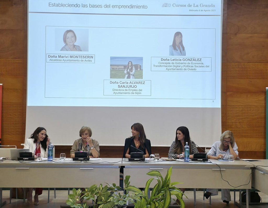 Mariví Montserín destaca el impulso municipal al talento femenino en Avilés, dentro del curso “Mujeres en el XXI. Emprender no tiene edad” de los XLVII Cursos de La Granda Mariví Montserín destaca el impulso municipal al talento femenino en Avilés, dentro del curso “Mujeres en el XXI. Emprender no tiene edad” de los XLVII Cursos de La Granda