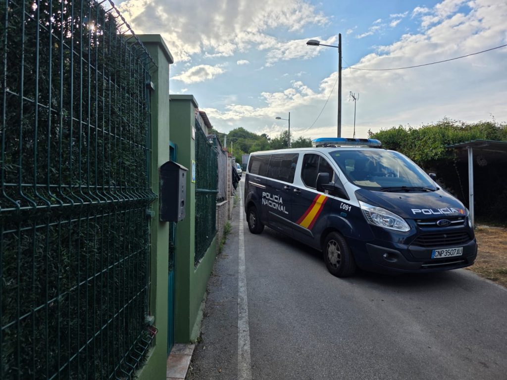 Prisión provisional y sin fianza para el presunto homicida de la muerte violenta de su casera, ha prestado declaración en el Juzgado de Avilés Prisión provisional y sin fianza para el presunto homicida de la muerte violenta de su casera, ha prestado declaración en el Juzgado de Avilés