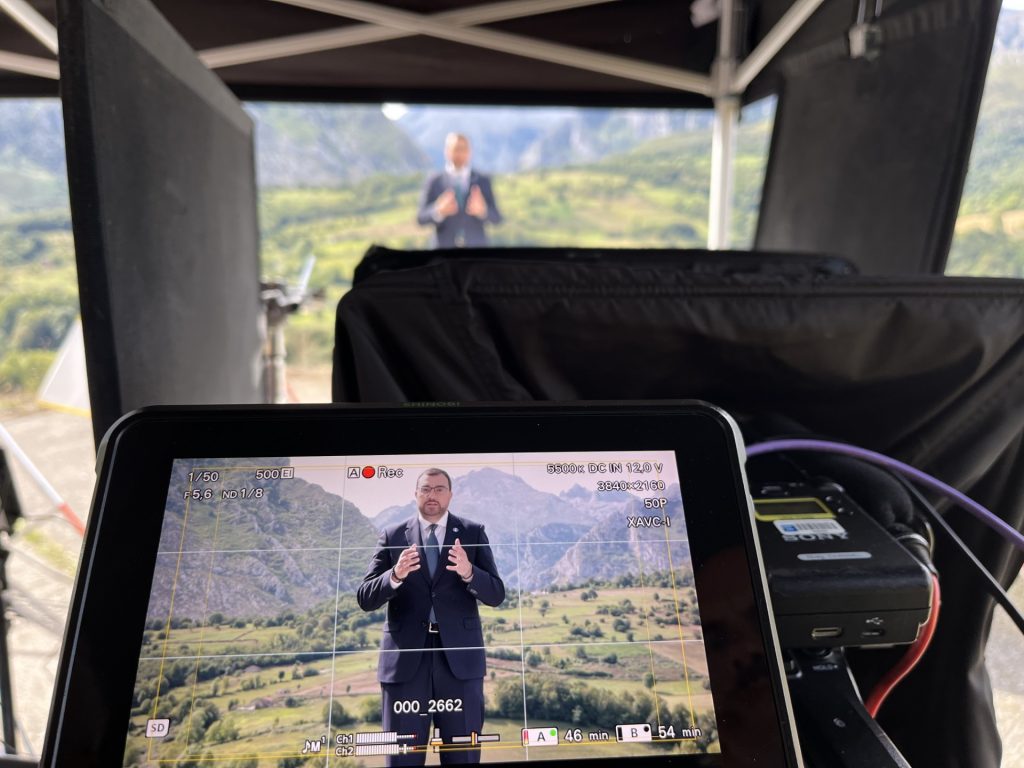 Solo en Vinxtv en Directo desde las 12 h el mensaje institucional del presidente del Principado, Adrián Barbón con motivo de la celebración del Día de Asturias y posteriormente la Misa del Día de Covadonga desde la basílica. Solo en Vinxtv en Directo desde las 12 h el mensaje institucional del presidente del Principado, Adrián Barbón con motivo de la celebración del Día de Asturias y posteriormente la Misa del Día de Covadonga desde la basílica.
