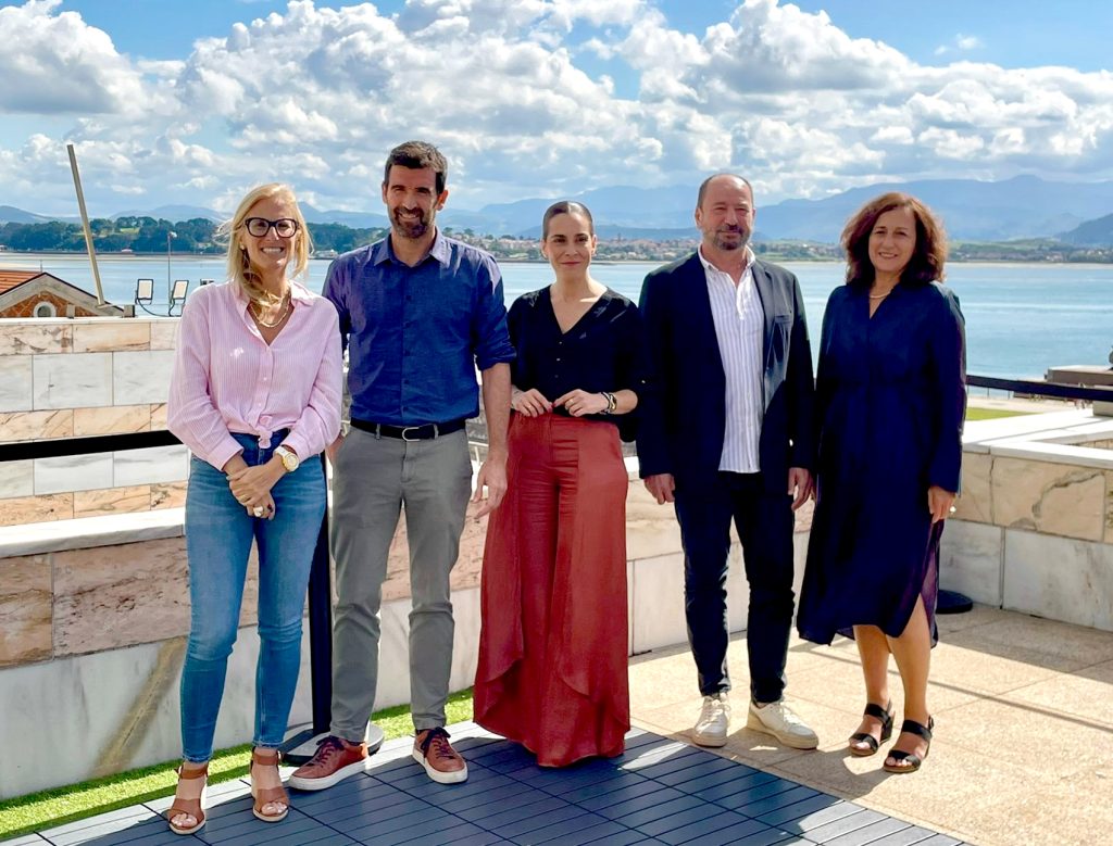 Asturias y sus socios de la ‘España Verde’ presentarán en Nueva York una experiencia enogastronómica e interactiva para atraer a turistas extranjeros Asturias y sus socios de la ‘España Verde’ presentarán en Nueva York una experiencia enogastronómica e interactiva para atraer a turistas extranjeros