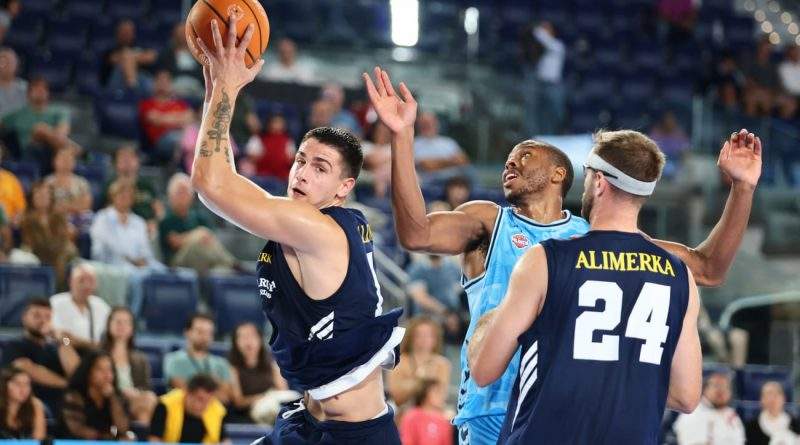 Fin con derrota del Oviedo Baloncesto a la pretemporada, pero con balance positivo Fin con derrota del Oviedo Baloncesto a la pretemporada, pero con balance positivo